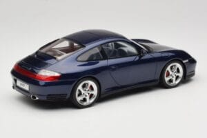 Porsche 911 996.2 Carrera 4S Donkerblauw GT Spirit 1:18 GT938 Hars — afbeelding 2 van 6