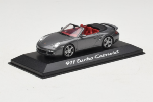 Porsche 911 997 Turbo Cabriolet Grey Metallic Minichamps 1:43 WAP02015216 Metaal — afbeelding 2 van 5