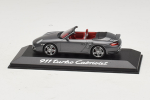 Porsche 911 997 Turbo Cabriolet Grey Metallic Minichamps 1:43 WAP02015218 Metaal