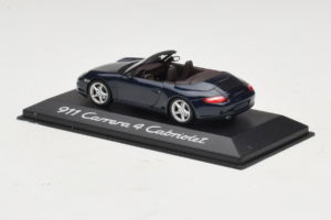 Porsche 911 997 Carrera 4 Cabriolet Donkerblauw Minichamps 1:43 WAP02015216-P1 Metaal — afbeelding 3 van 4