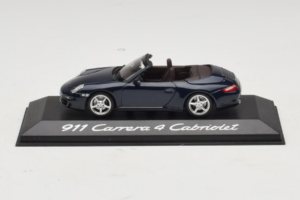 Porsche 911 997 Carrera 4 Cabriolet Donkerblauw Minichamps 1:43 WAP02015216-R1 Metaal