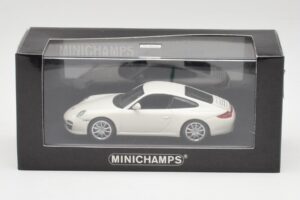 Porsche 911 997 Carrera 4S Carrara Wit Minichamps 1:43 403066431 Metaal — afbeelding 4 van 4