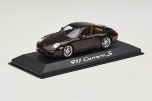 Porsche 911 997 Carrera S Brown Metallic Minichamps 1:43 WAP02001318 Metaal — afbeelding 2 van 4