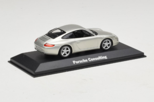 Porsche 911 997 Carrera Silver Metallic Minichamps 1:43 WAP02011515 Metaal — afbeelding 3 van 5
