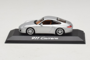 Porsche 911 997 Carrera Silver Metallic Minichamps 1:43 WAP02001218 Metaal