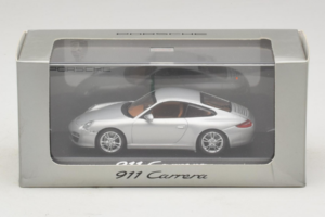 Porsche 911 997 Carrera Silver Metallic Minichamps 1:43 WAP02001218 Metaal — afbeelding 5 van 5
