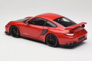 Porsche 911 997 GT2 RS Rood Met Zwarte Velgen Minichamps 1:18 100069407 Metaal — afbeelding 7 van 8