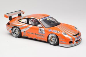 Porsche 911 997 GT3 R #88 Porsche Consulting 2005 AUTOart 1:18 77821 Metaal — afbeelding 6 van 8