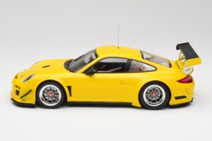 Porsche 911 997 GT3 R Street Racing Geel Minichamps 1:18 151108902 Metaal — afbeelding 3 van 6