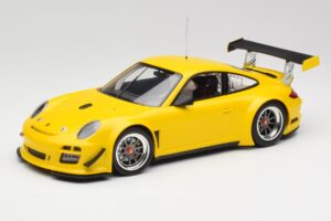 Porsche 911 997 GT3 R Street Racing Geel Minichamps 1:18 151108902 Metaal