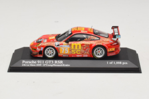 Porsche 911 997 GT3 RSR #75 O. Young / P. Hesnault 24 Hours of Le Mans 2009 Minichamps 1:43 400096975 Metaal