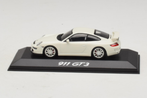 Porsche 911 997 GT3 Wit Minichamps 1:43 WAP02012016 Metaal