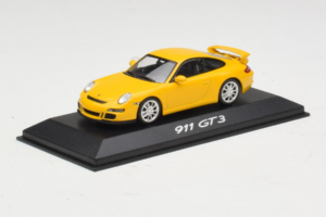 Porsche 911 997 GT3 Geel Minichamps 1:43 WAP02012116 Metaal — afbeelding 2 van 4