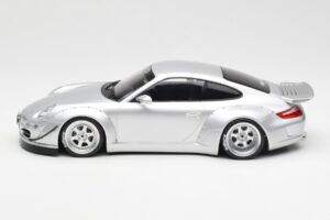 Porsche 911 997 RWB Abu Dhabi IXO 1:18 18CMC166 Metaal — afbeelding 3 van 6