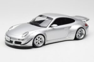 Porsche 911 997 RWB Abu Dhabi IXO 1:18 18CMC166 Metaal