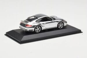 Porsche 911 997 Turbo Chrome Silver Minichamps 1:43 WAP02060816-R Metaal — afbeelding 2 van 5