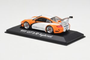 Porsche 911 GT3 R Hybrid 997.2 Presentation White Orange Minichamps 1:43 WAP0201170B Metaal — afbeelding 3 van 4
