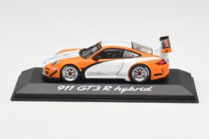 Porsche 911 GT3 R Hybrid 997.2 Presentation White Orange Minichamps 1:43 WAP0201170B Metaal