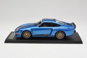 Porsche 911 930 Almeras Biturbo 3.3 Blauw Kess 1:18 KE18005A Hars — afbeelding 3 van 6