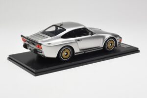 Porsche 911 930 Almeras Biturbo 3.3 Zilver Kess 1:18 KE18005B Hars — afbeelding 2 van 6