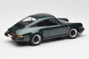 Porsche 911 Carrera Green Metallic Minichamps 1:18 100063022 Metaal — afbeelding 3 van 8