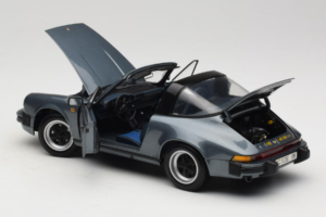 Porsche 911 SC Zilver Minichamps 1:18 100063060 Metaal — afbeelding 5 van 8