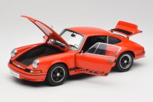 Porsche 911 Carrera RS 2.7 Oranje & Zwarte Strepen AUTOart 1:18 78054 Metaal — afbeelding 2 van 8