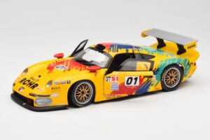 Porsche 911 GT1 #1 D. Rohr / R. Pilgrim / A. McNish 1997 UT Models 1:18 39724 Metaal — afbeelding 2 van 8