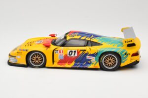 Porsche 911 GT1 #1 D. Rohr / R. Pilgrim / A. McNish 1997 UT Models 1:18 39724 Metaal — afbeelding 4 van 8