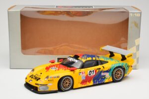 Porsche 911 GT1 #1 D. Rohr / R. Pilgrim / A. McNish 1997 UT Models 1:18 39724 Metaal — afbeelding 8 van 8