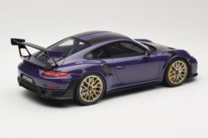 Porsche 911 GT2 RS 991.2 Ultraviolet GT Spirit 1:18 GT926 Hars — afbeelding 2 van 6
