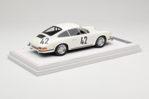 Porsche 911 S #42 R. Buchet / H. Linge Auguste Veuillet 24 Hours of Le Mans Class Winner 1967 IVY 1:18 REMC006 Hars — afbeelding 3 van 6