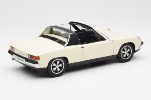 Porsche 914/6 Licht Ivoor AUTOart 1:18 77933 Metaal — afbeelding 3 van 8