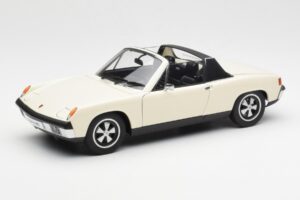 Porsche 914/6 Licht Ivoor AUTOart 1:18 77933 Metaal
