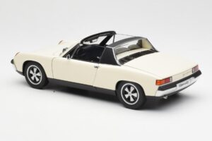 Porsche 914/6 Licht Ivoor AUTOart 1:18 77933 Metaal — afbeelding 7 van 8
