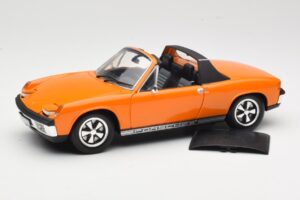 Porsche 914/6 Oranje Revell 1:18 08864 Metaal