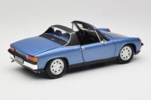 Porsche 914 Blauw Revell 1:18 08975 Metaal — afbeelding 3 van 8