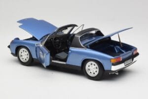 Porsche 914 Blauw Revell 1:18 08975 Metaal — afbeelding 5 van 8