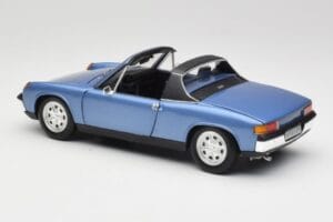 Porsche 914 Blauw Revell 1:18 08975 Metaal — afbeelding 7 van 8