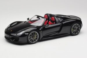 Porsche 918 Spyder Basalt Zwart Metallic Minichamps 1:18 110062431 Metaal
