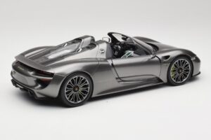 Porsche 918 Spyder Liquid Metal Zilver Minichamps 1:18 110062430 Metaal — afbeelding 3 van 8