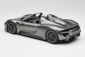 Porsche 918 Spyder Liquid Metal Zilver Minichamps 1:18 110062430 Metaal — afbeelding 7 van 8