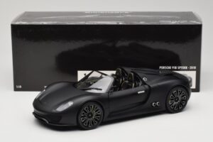 Porsche 918 Spyder Matte Black Minichamps 1:18 110060031 Metaal — afbeelding 8 van 8