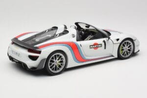 Porsche 918 Spyder Weissach Package Martini Minichamps 1:18 110062440 Metaal — afbeelding 3 van 8