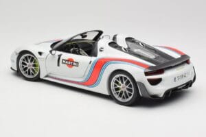 Porsche 918 Spyder Weissach Package Martini Minichamps 1:18 110062440 Metaal — afbeelding 7 van 8