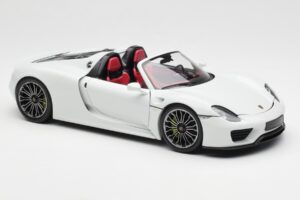 Porsche 918 Spyder Wit Minichamps 1:18 110062436 Metaal — afbeelding 6 van 8