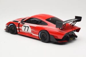 Porsche 935/19 Rood met Witte Strepen Minichamps 1:18 155067577 Metaal — afbeelding 5 van 6