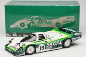 Porsche 956L #16 Skoal Bandit G. Edwards / D. Sears / M. Bleekemolen 24 Hours of Le Mans 1983 Minichamps 1:18 183836916 Metaa — afbeelding 8 van 8