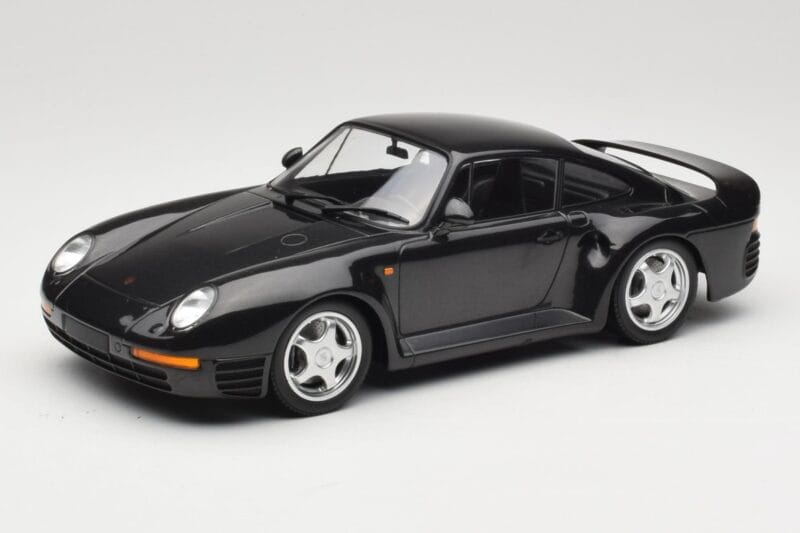 Porsche 959 Grey Metallic Minichamps 1:18 155066205 Metaal