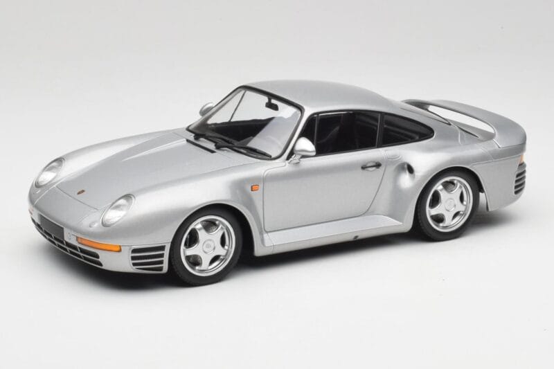 Porsche 959 Zilver Metallic Minichamps 1:18 155066201 Metaal
